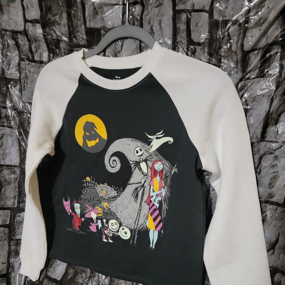 Disney A Nightmare before Christmas kids sweater size XL 12/14